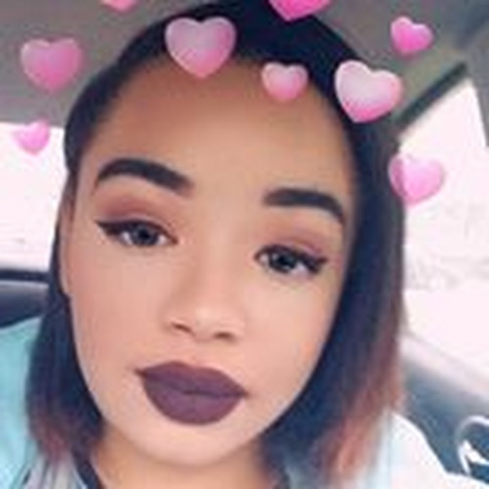 Meet your Posher, Ashia